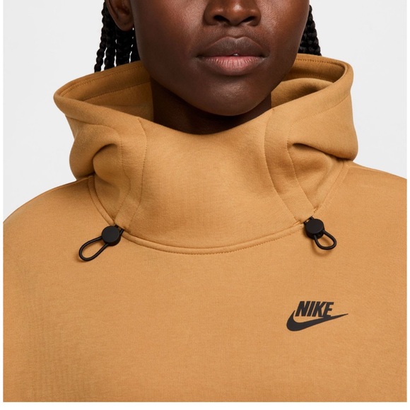 Nike Women’s Tech Fleece Oversized Hoodie in Flax Sz XL NWT - Picture 6 of 12